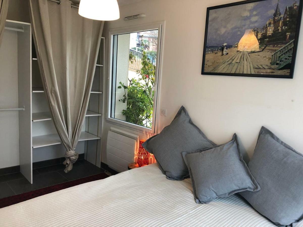Superbe Deux Pieces Vue Mer Avec Jardin Trouville-sur-Mer Exteriér fotografie